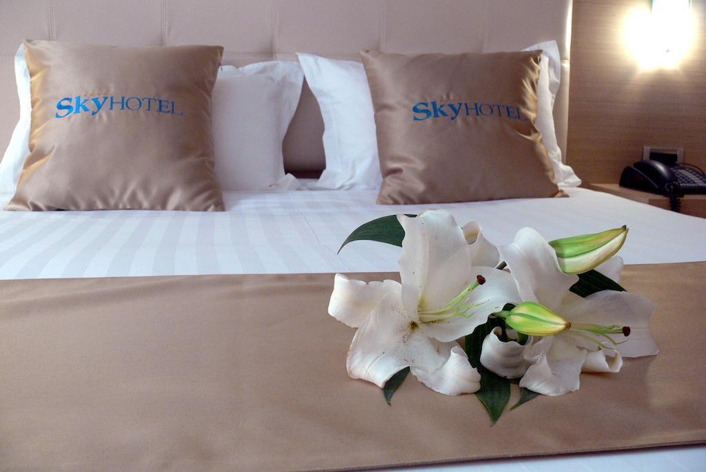 Sky 2 Hotel טיראנה מראה חיצוני תמונה